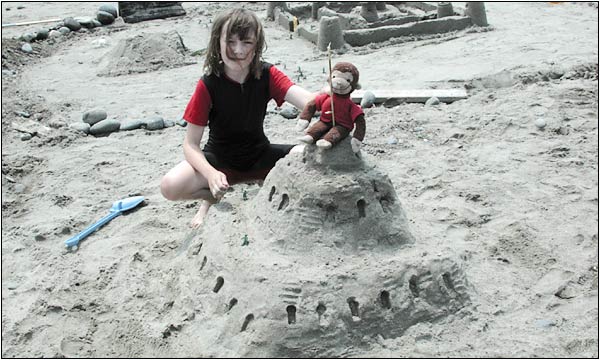 Sand sculpture photo.