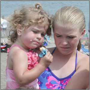 Sand sculpture photo.